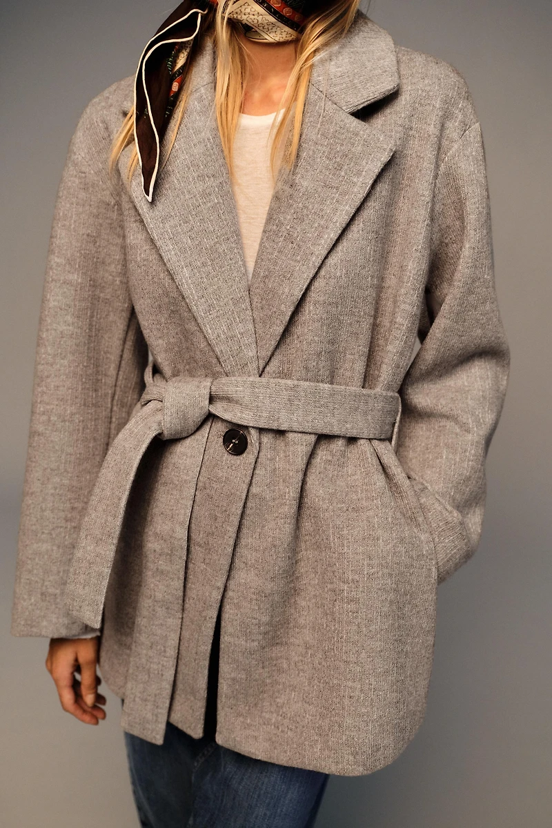SOFT BELTED BLAZER