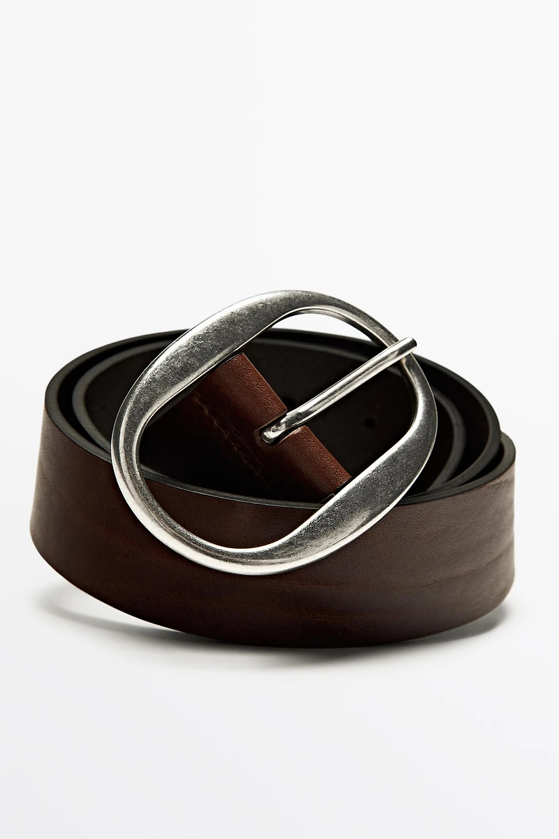 Nappa leather belt with oval buckle