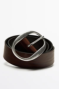 Nappa leather belt with oval buckle