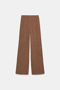 STRAIGHT LEG ELASTIC WAIST PANTS