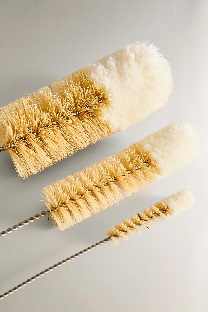 SET OF BOTTLE BRUSHES