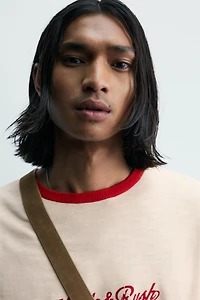 CONTRAST KNIT TEXT T-SHIRT