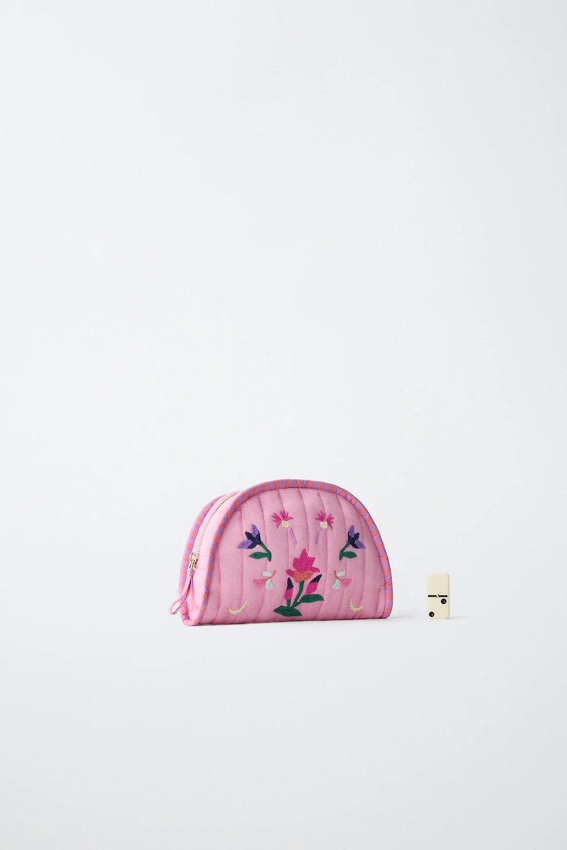 EMBROIDERED FLORAL TOILETRY BAG