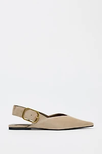 CHAUSSURES À BRIDE ARRIÈRE BOUCLE EN DAIM