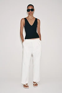 RIB V-NECK TOP