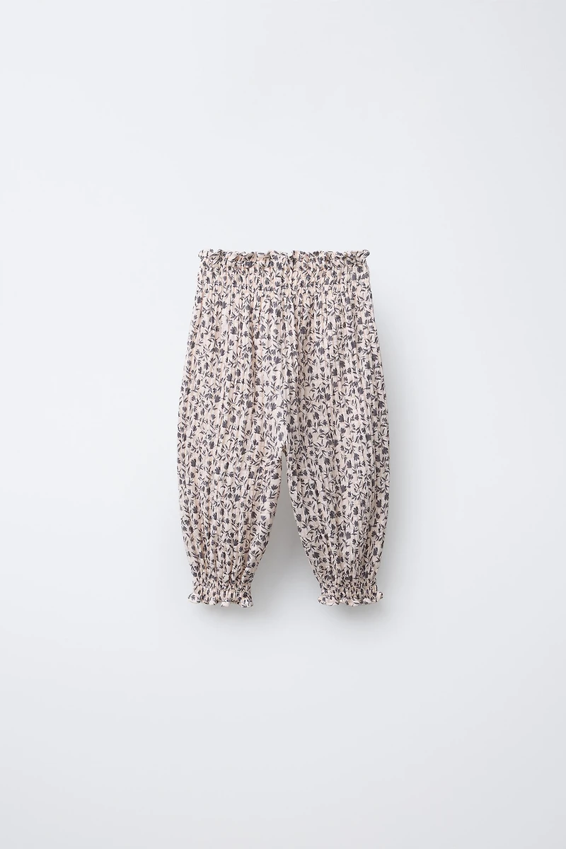 FLORAL TEXTURED PANTS