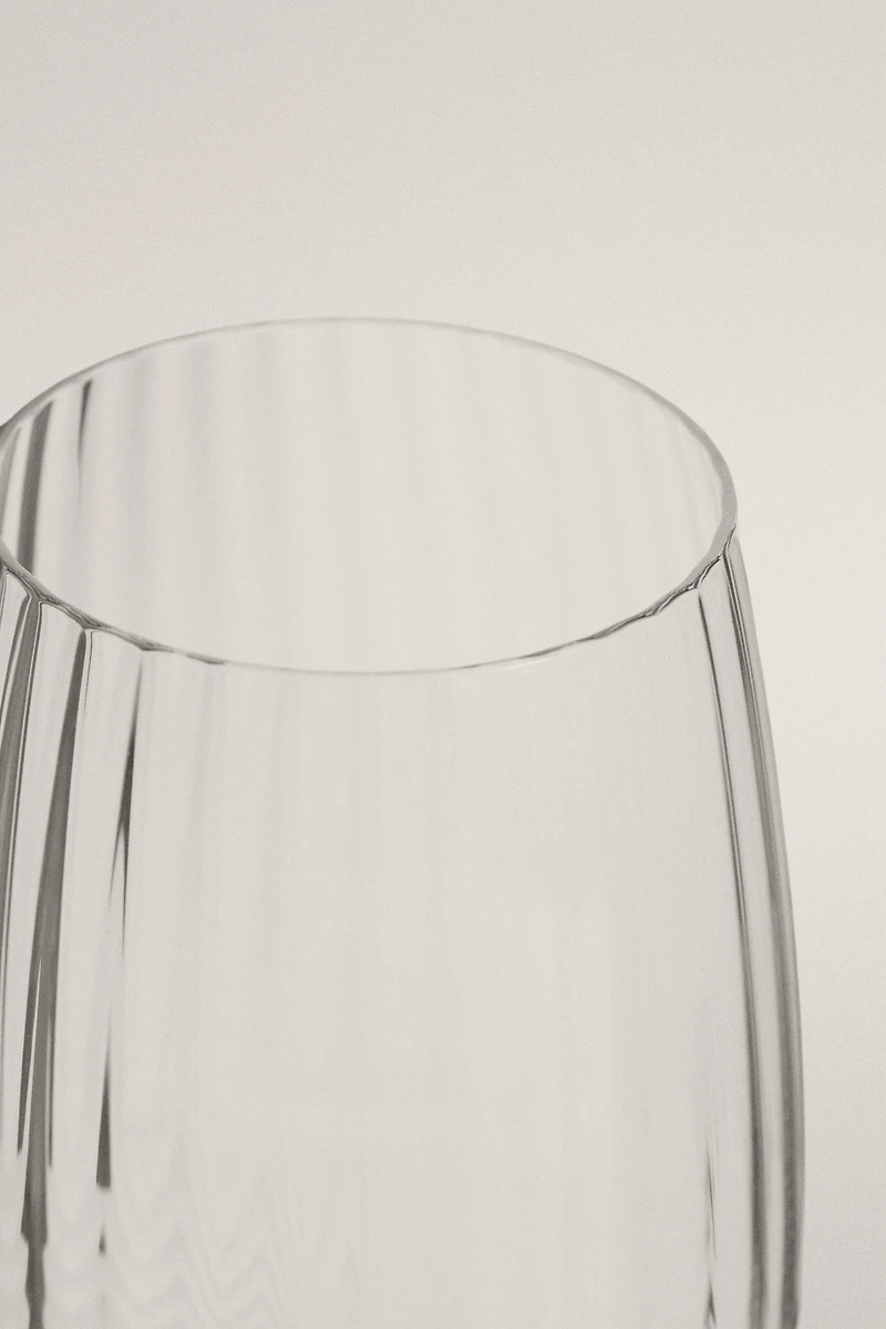 GLASS WITH LINES