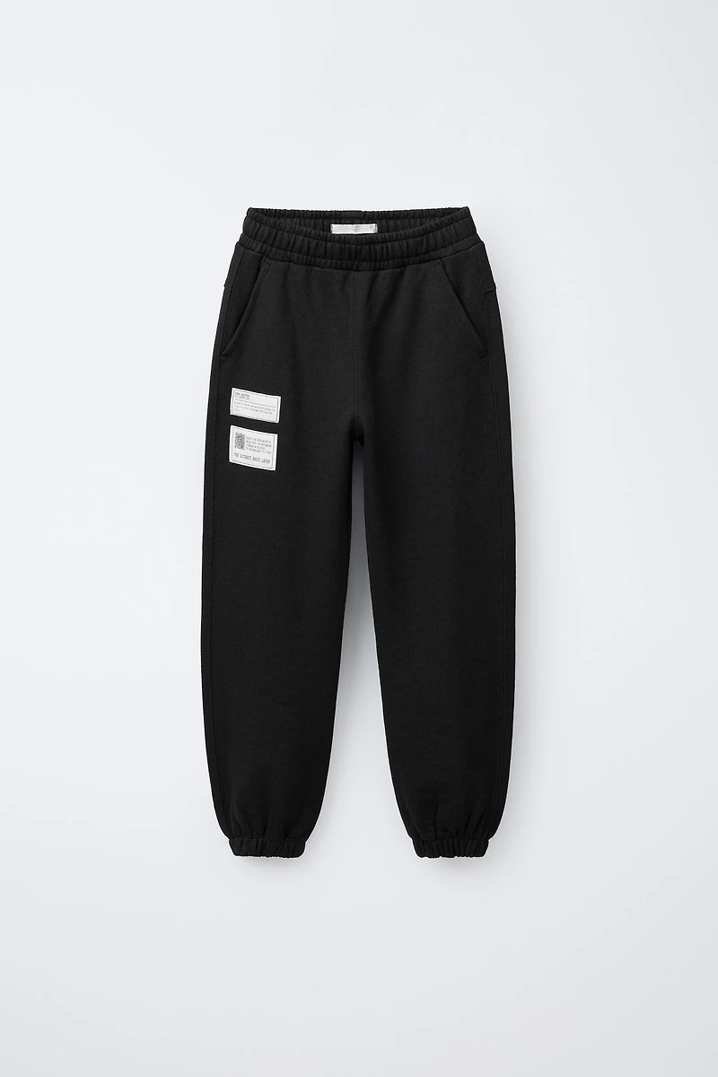 ZIP-UP SWEATSHIRT AND JOGGER PANTS WITH LABELS SET