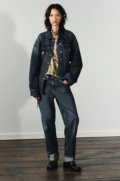 MID-RISE FOLDED STRAIGHT LEG JEANS