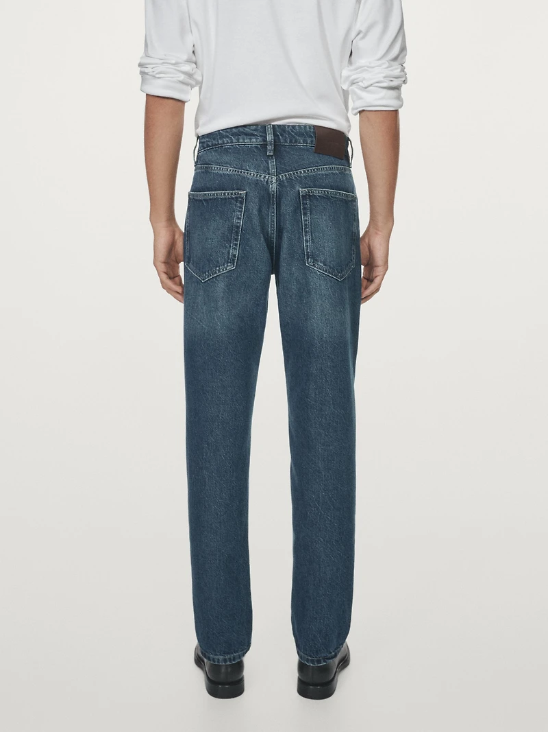 Tapered fit jeans