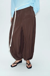 ELASTIC WAIST BALLOON PANTS