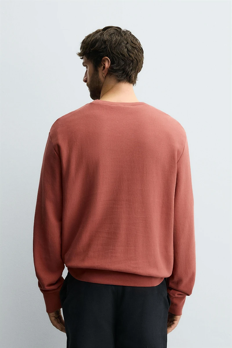 WASHED CREWNECK SWEATSHIRT