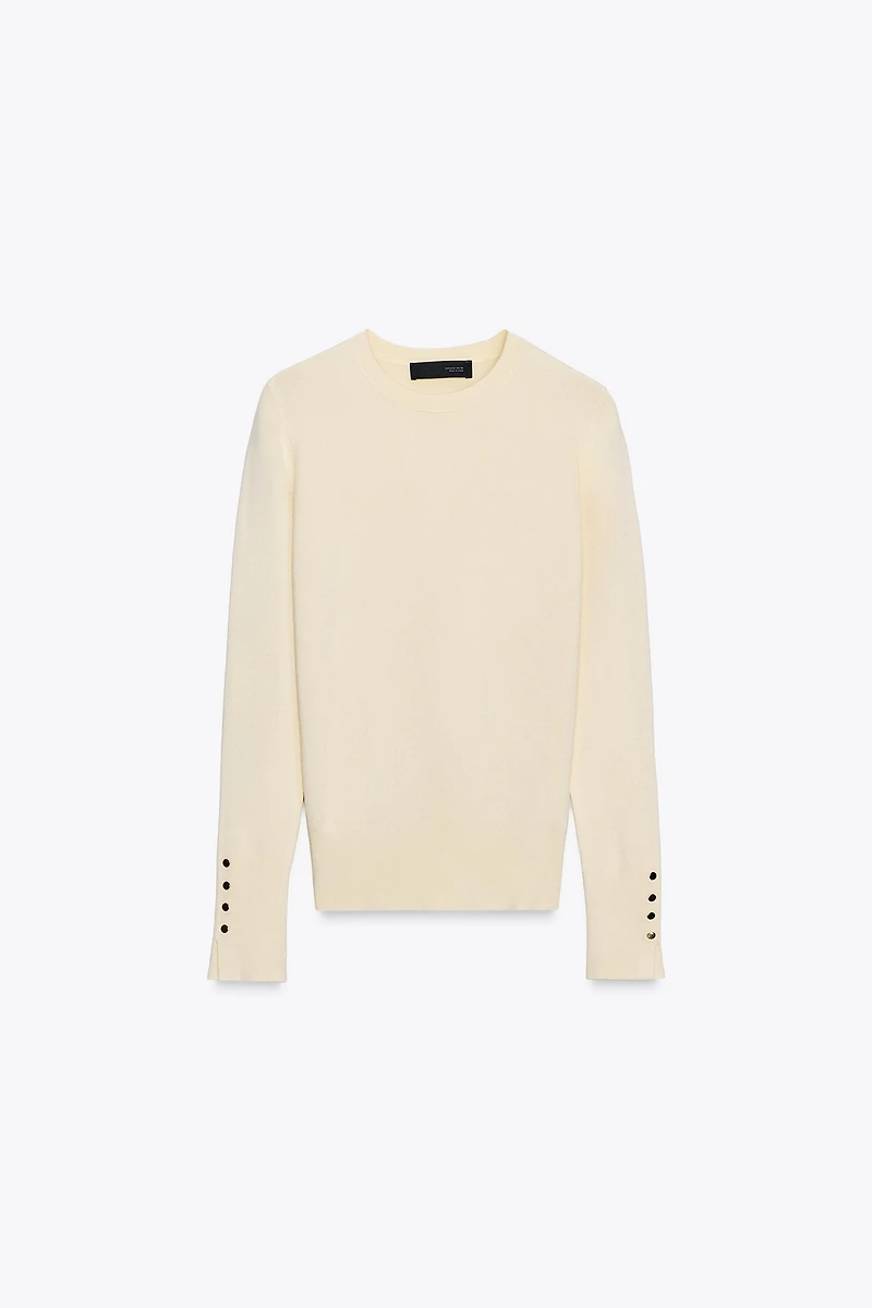 PULL BASIQUE EN MAILLE UNIE