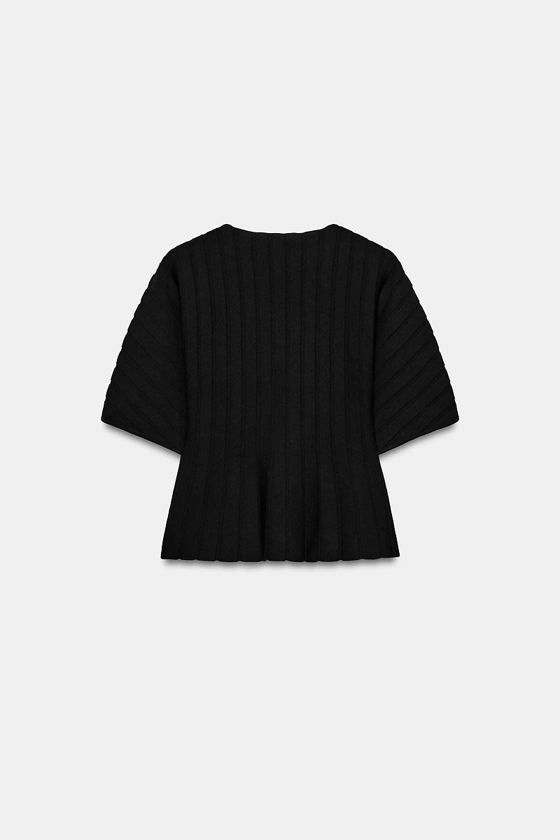 RIBBED KNIT TOP