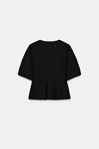 RIBBED KNIT TOP