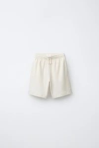 SHIRT AND BERMUDA SHORTS SET WITH TEXTURED LABEL