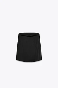 STRAPLESS SATIN EFFECT TOP