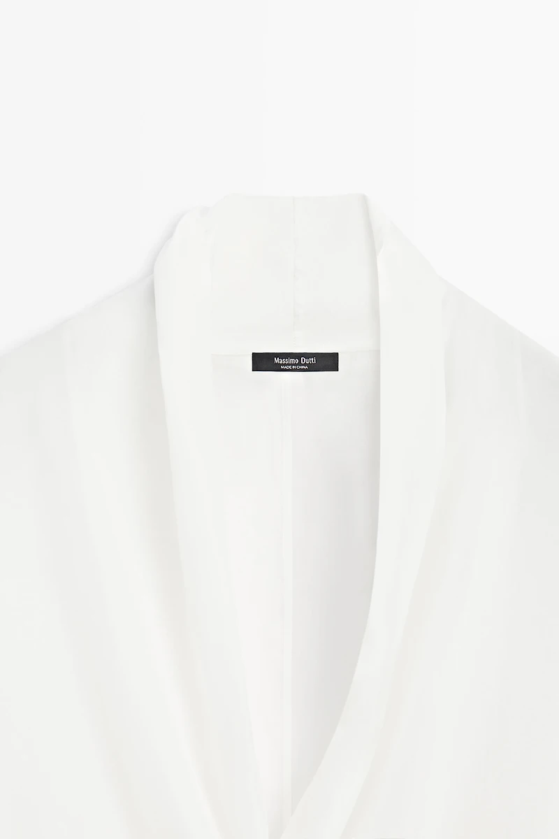Flowing 100% silk tuxedo-style kimono