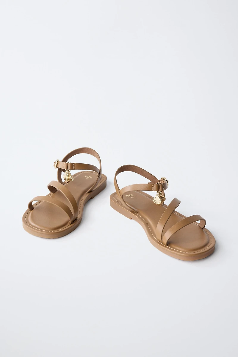 CHARM SANDALS