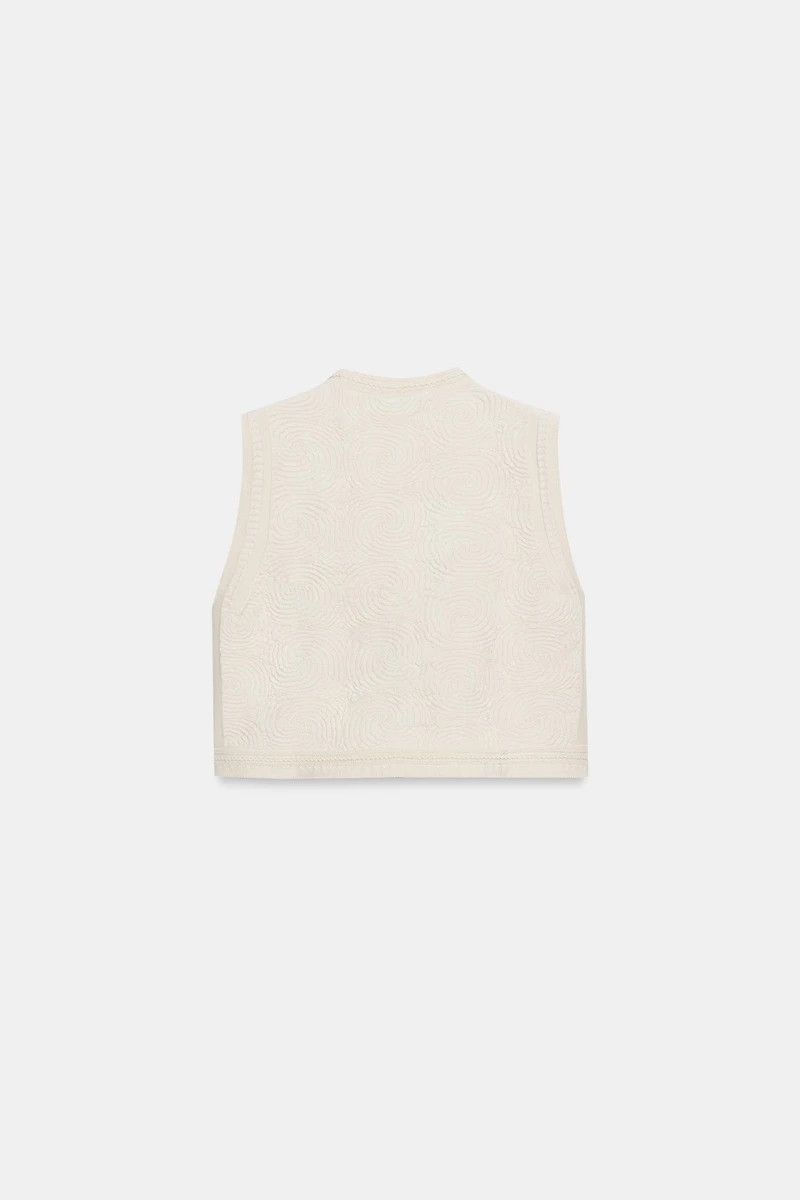 TEXTURED KNIT VEST TOP