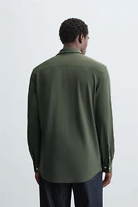 TEXTURED STRETCH SHIRT