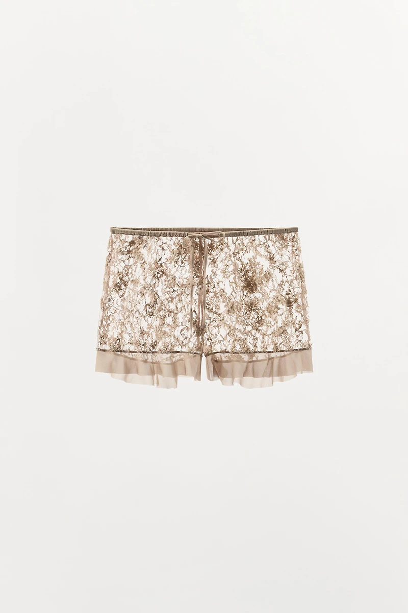 RUFFLED LACE SHORTS