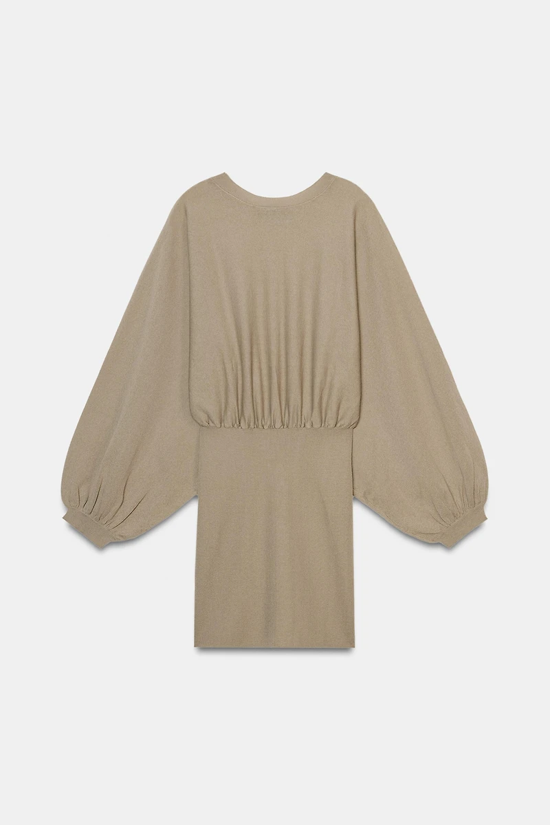 FITTED HEM PUFF KNIT JUMPER