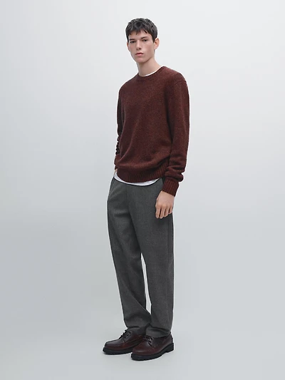 Jogger fit trousers with textured detail