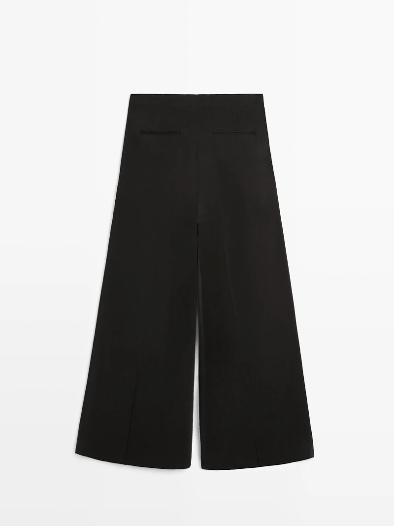 Flowing linen blend trousers