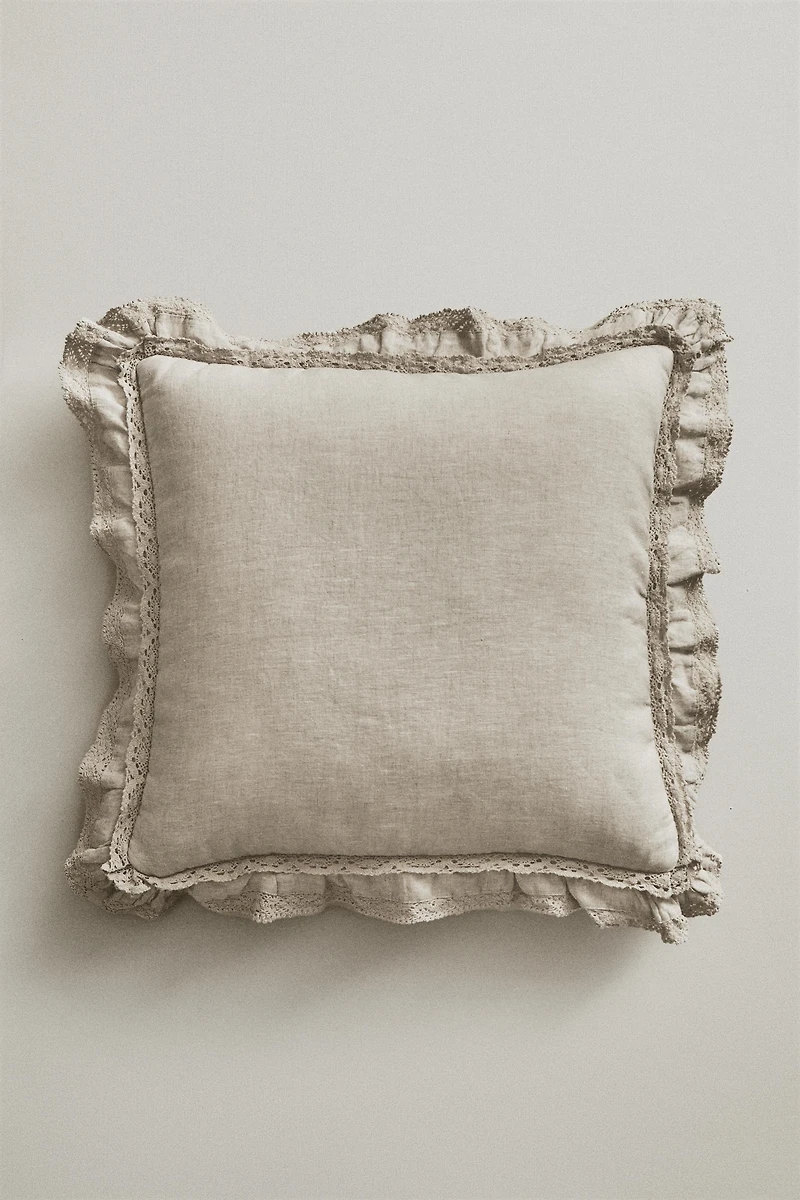 LINEN THROW PILLOW COVER FOR QUILTS WITH LACE TRIM