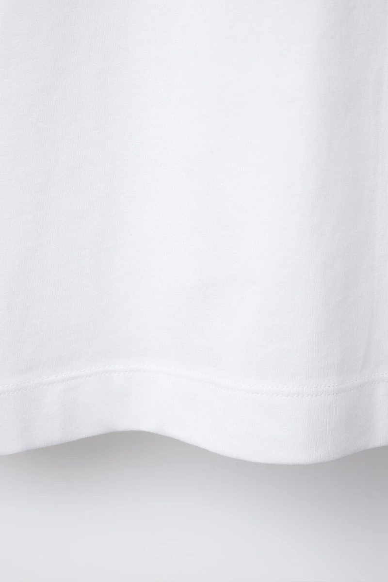 T-SHIRT UNI À PATTE