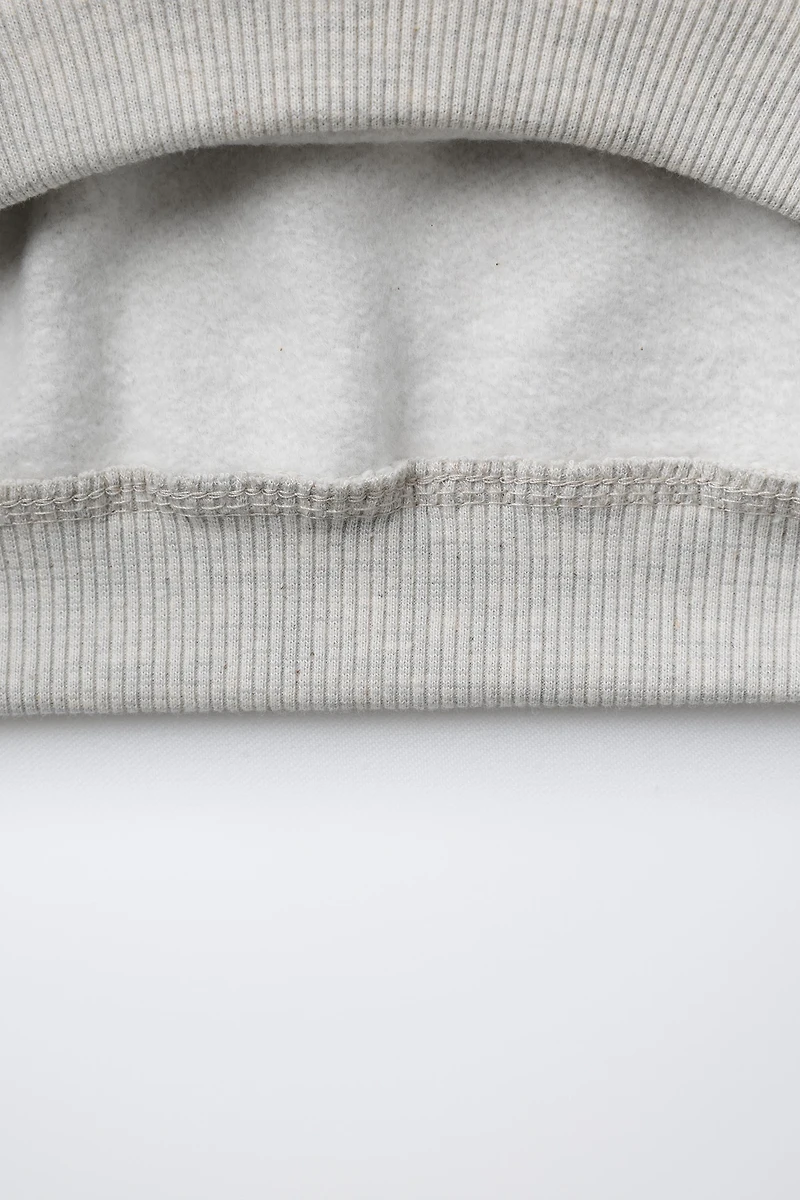 VARSITY TERRY PATCH APPLIQUÉ SWEATSHIRT