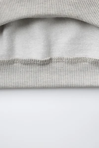 VARSITY TERRY PATCH APPLIQUÉ SWEATSHIRT