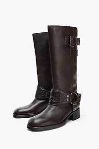LEATHER EMBROIDERED FLAT BOOTS