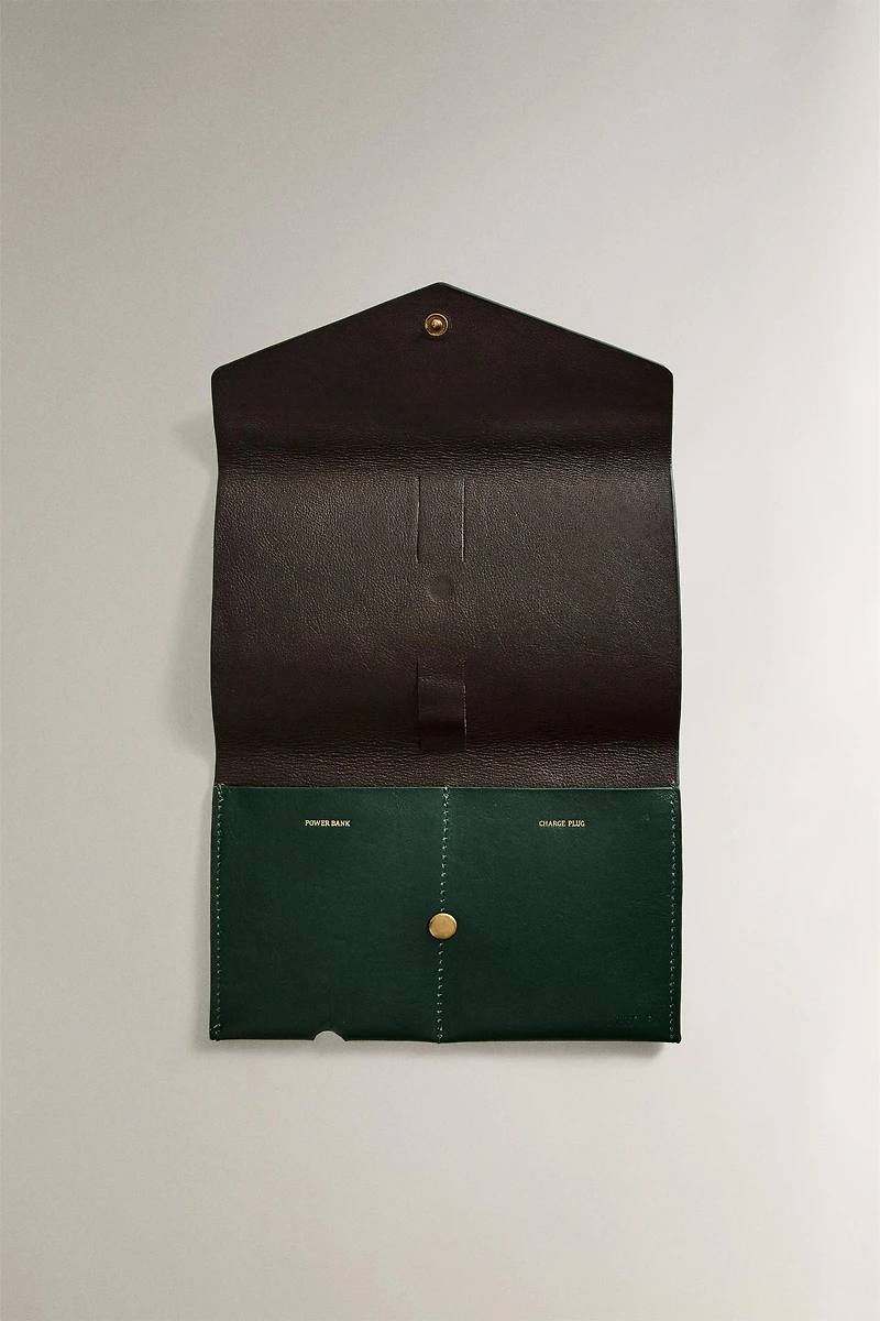 LEATHER CABLE ORGANIZER WALLET