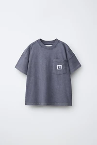 WASHED EFFECT PRINTED POCKET T-SHIRT