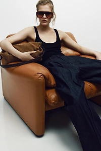 LEATHER HANDBAG