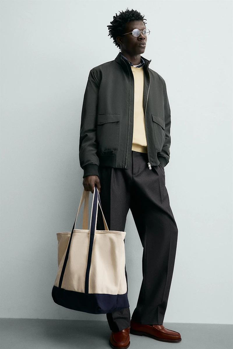 LIGHTWEIGHT WATER REPELLENT JACKET
