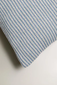 COUSSIN ENFANT BRODERIE LETTRE Y