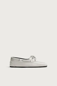 LEATHER BOAT SHOES