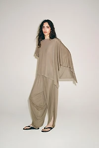 HAUT ASYMÉTRIQUE EFFET CAPE