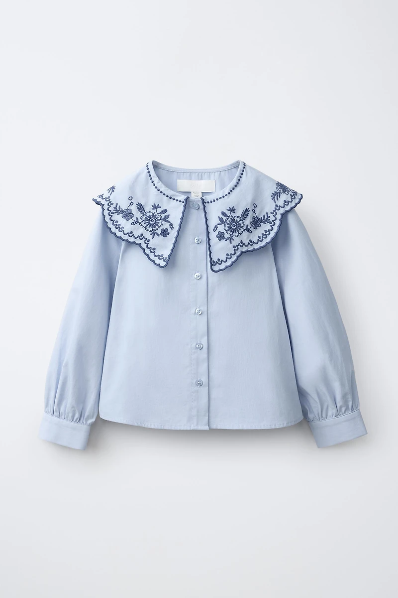 EMBROIDERED PETER PAN COLLAR SHIRT
