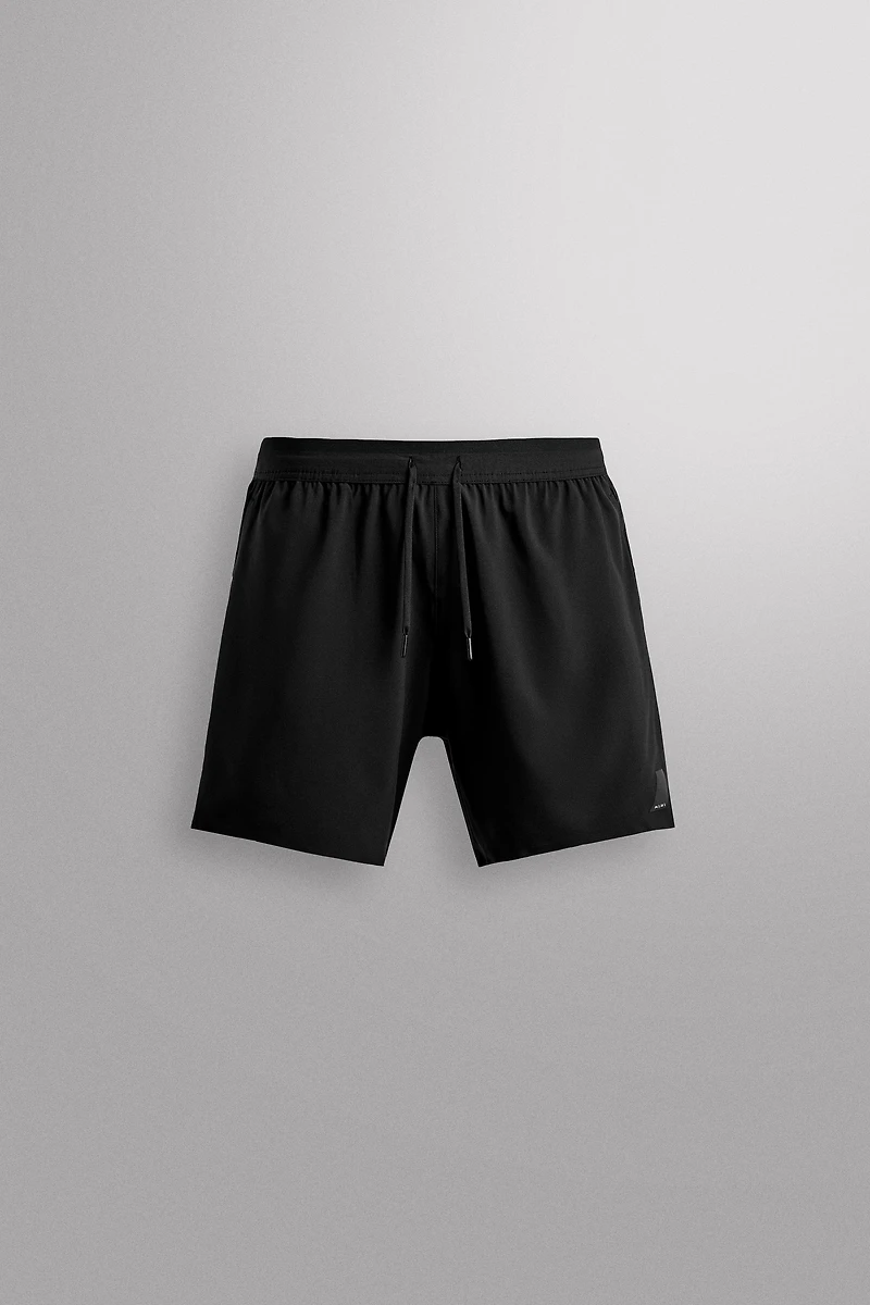 BASIC TRAINING SHORTS