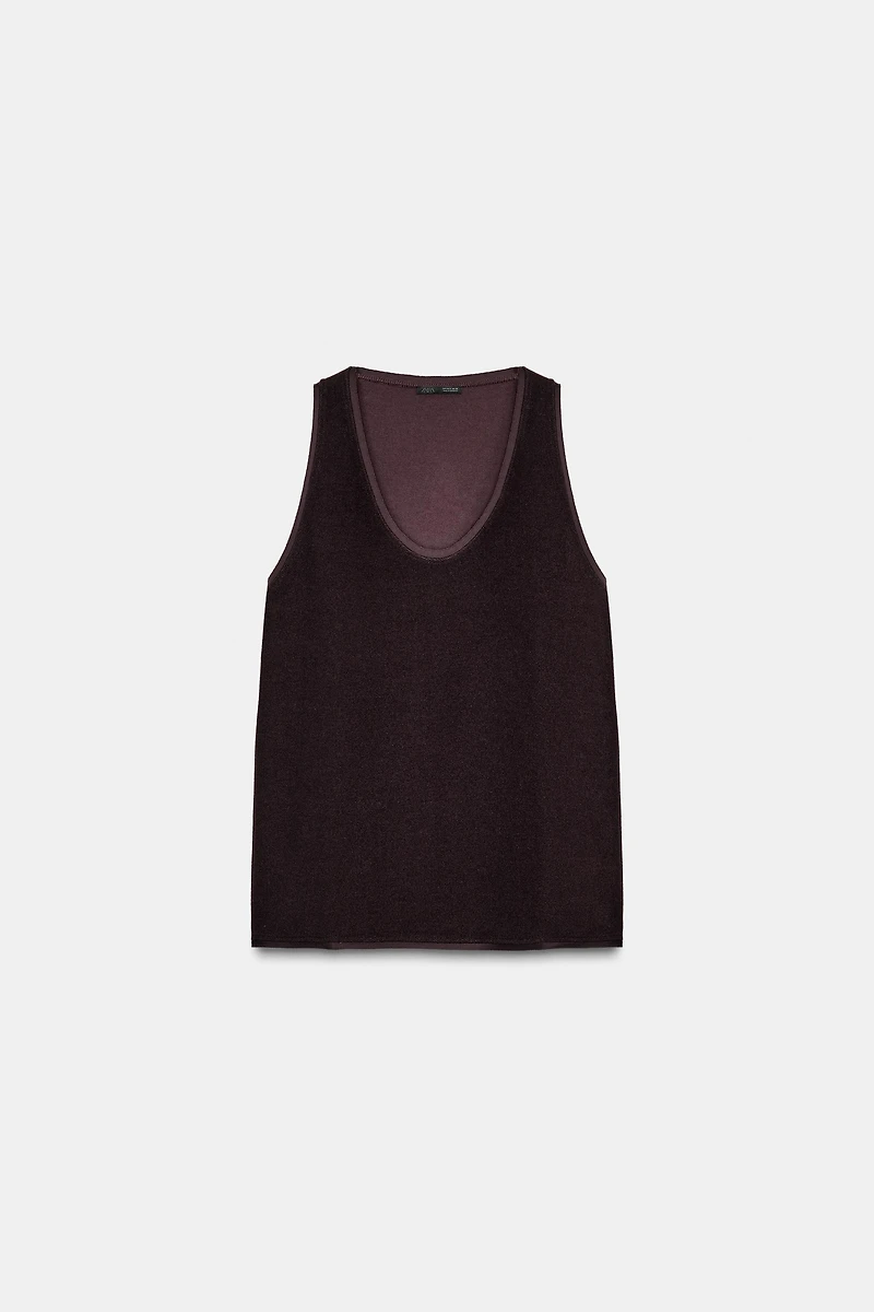 SOFT SLEEVELESS TOP