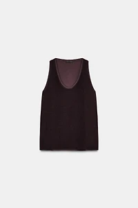SOFT SLEEVELESS TOP