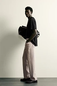 RELAXED FIT LIGHTWEIGHT T-SHIRT
