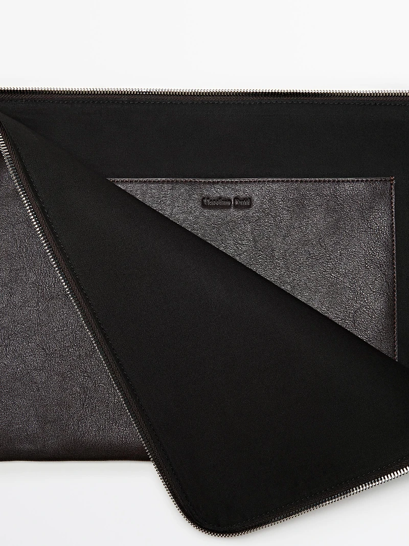 Sac pochette en cuir nappa