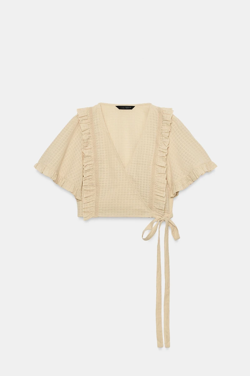 STRUCTURED WRAP CROP TOP