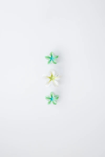 PACK OF THREE HIBISCUS HAIR CLIPS