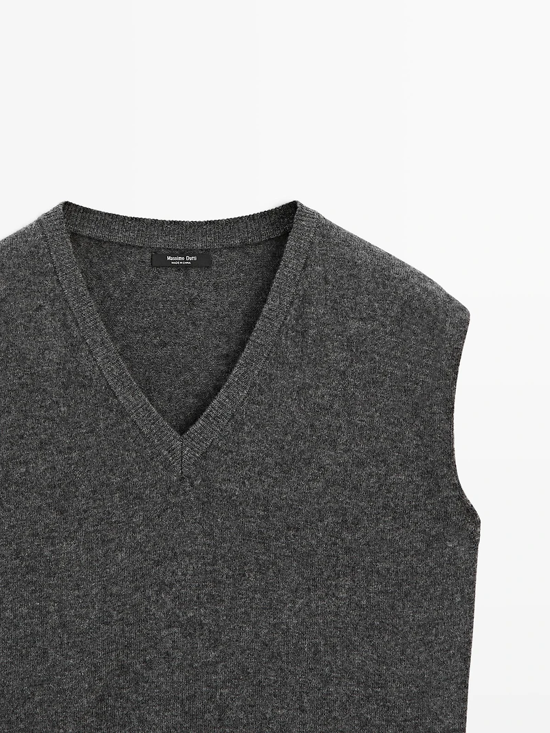 Veste sans manches en maille à col V